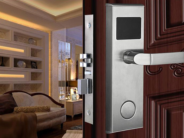 大余24小时上门开锁公司