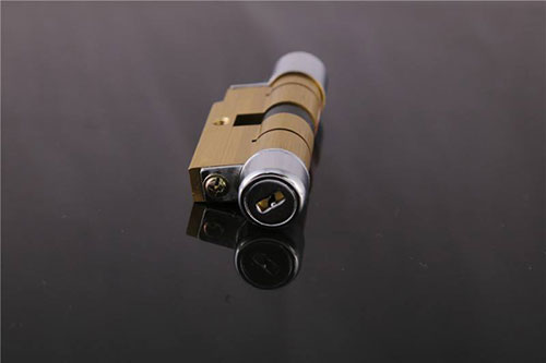 大余24小时上门开锁公司