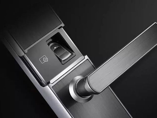 大余24小时上门开锁公司